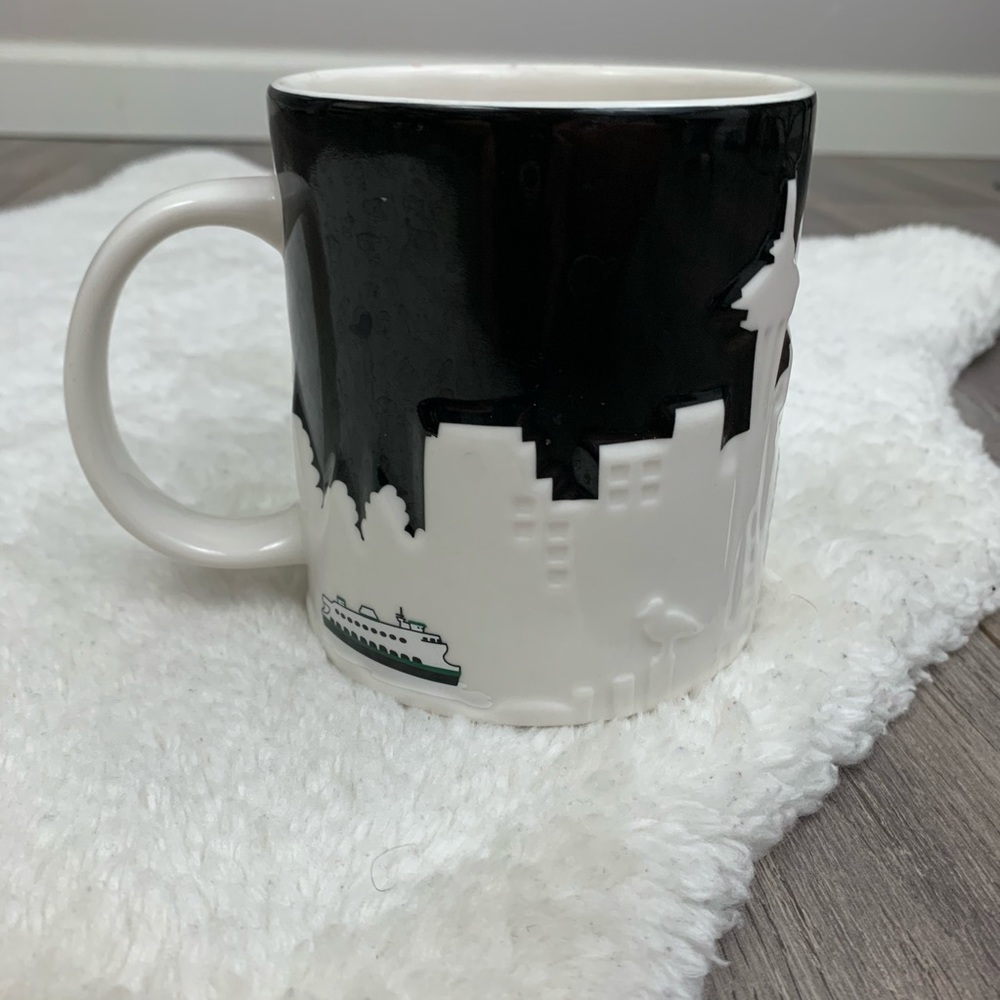 Starbucks Limited Edition Collectors Mug Seattle